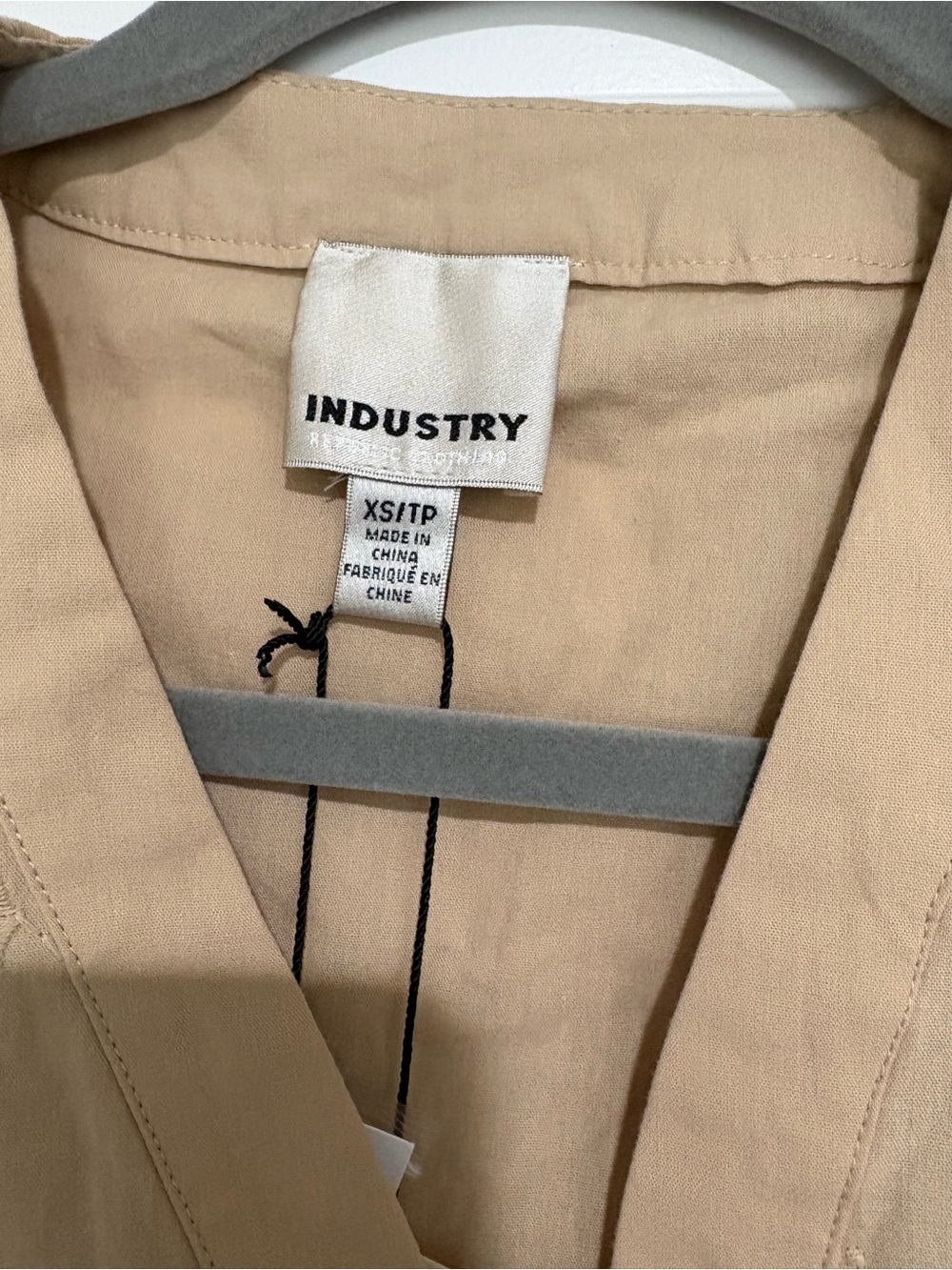 Industry eyelet button down - Picture 4 of 5